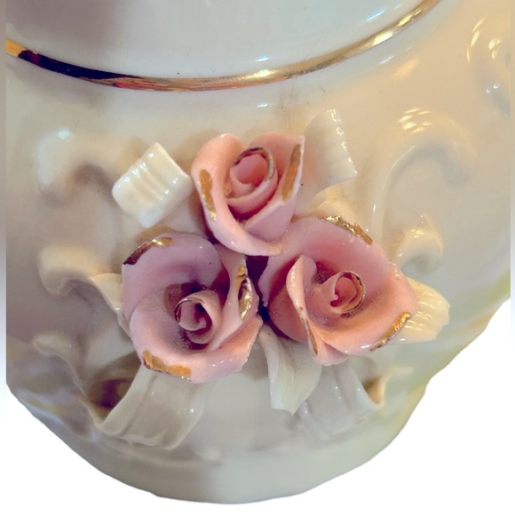 Vintage Porcelain Lamp from Cracker Barrel Pink Roses and Gold Trim Cott… - Picture 6 of 8